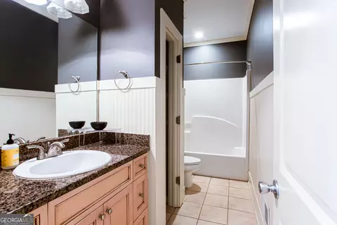 Bath - 430 Gregory Rd, Covington, GA 30014 photo 3 of 5