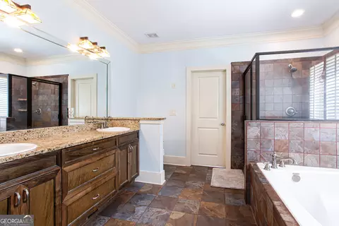 Bath - 430 Gregory Rd, Covington, GA 30014 photo 2 of 5