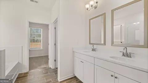 Entry Way - 1712 Goodwin Dr, Hampton, GA 30228 photo 3 of 14