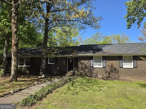 8 Randoloph Dr NW, Rome, GA 30165