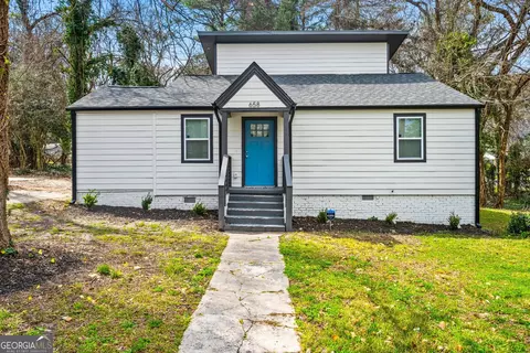 658 Woods Dr, Atlanta, GA 30318