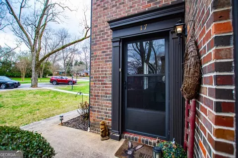 541 N White St #17, Carrollton, GA 30117