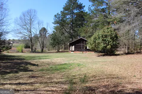 Exterior - 2018 Ben Johnson Rd, Bethlehem, GA 30620 photo 10 of 11