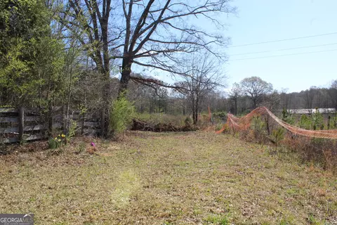 Exterior - 2018 Ben Johnson Rd, Bethlehem, GA 30620 photo 4 of 11