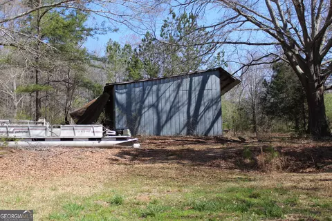 Exterior - 2018 Ben Johnson Rd, Bethlehem, GA 30620 photo 5 of 11