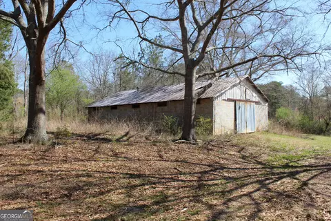 Exterior - 2018 Ben Johnson Rd, Bethlehem, GA 30620 photo 8 of 11