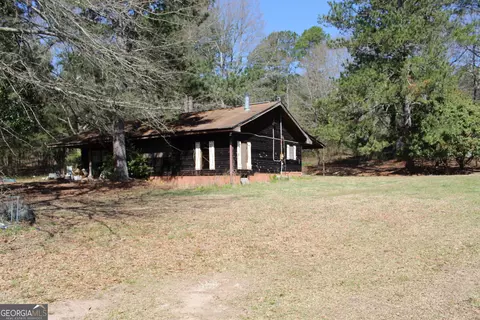 Exterior - 2018 Ben Johnson Rd, Bethlehem, GA 30620 photo 2 of 11