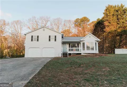 297 Graison Ln, Dallas, GA 30157