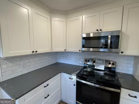Kitchen - 601 Elm St, Lagrange, GA 30240 photo 4 of 5