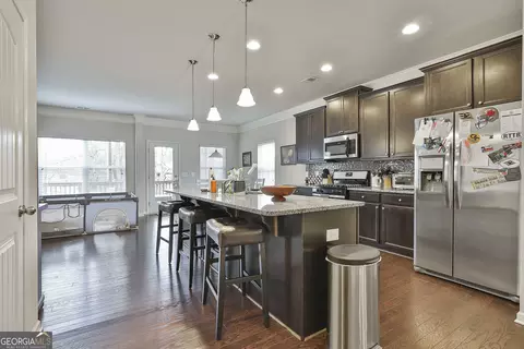 Kitchen - 130 Brooks Cir, Hampton, GA 30228 photo 1 of 6