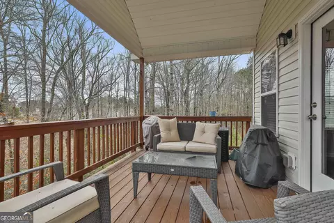 Exterior - 130 Brooks Cir, Hampton, GA 30228 photo 3 of 9