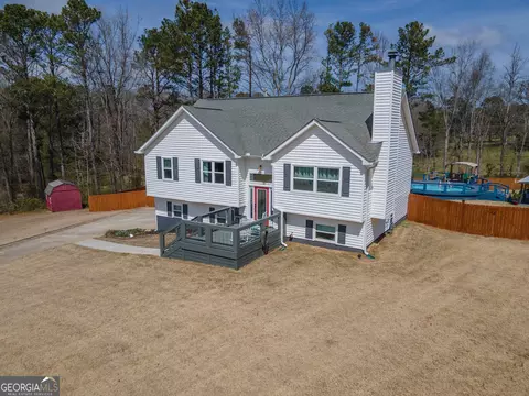 31 Pecan Lake Ct, Sharpsburg, GA 30277