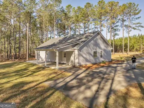 Other - 605 Claire Ln, Dublin, GA 31021 photo 2 of 11