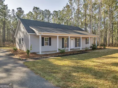 Exterior - 605 Claire Ln, Dublin, GA 31021 photo 9 of 13