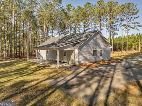 Other - 605 Claire Ln, Dublin, GA 31021 photo 1 of 11
