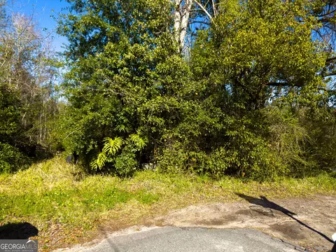 105 E Myrtle St, Saint Marys, GA 31558