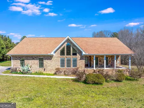 15 Walden Ln, Lexington, GA 30648
