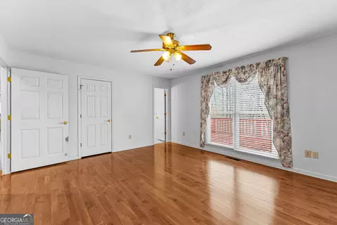 Bedroom - 214 Long Cove Dr, Lagrange, GA 30240 photo 5 of 6