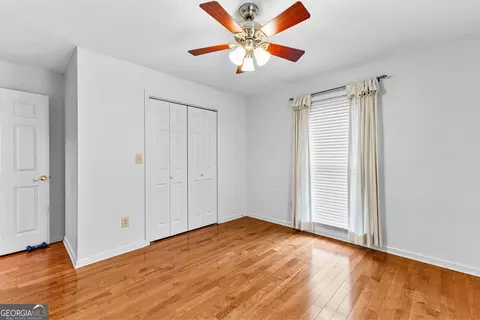 Bedroom - 214 Long Cove Dr, Lagrange, GA 30240 photo 4 of 6