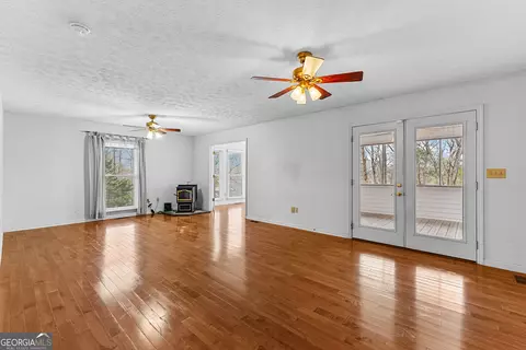 Living - 214 Long Cove Dr, Lagrange, GA 30240 photo 1 of 5