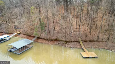 View/Area - 214 Long Cove Dr, Lagrange, GA 30240 photo 12 of 14