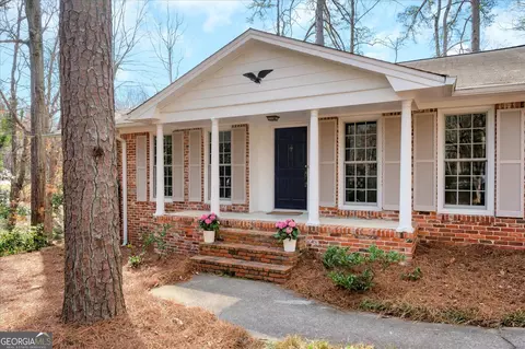 2360 Leisure Lake Dr, Atlanta, GA 30338