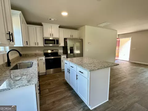258 Stancil Dr, Toccoa, GA 30577 photo 6