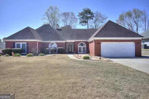 2808 Autumn Lake Ln #D/6, Decatur, GA 30034