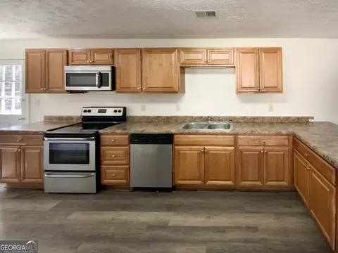 70 Wall St, Hampton, GA 30228 photo 10