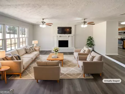70 Wall St, Hampton, GA 30228 photo 2
