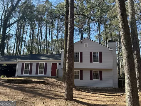 109 Park Cir, Stockbridge, GA 30281