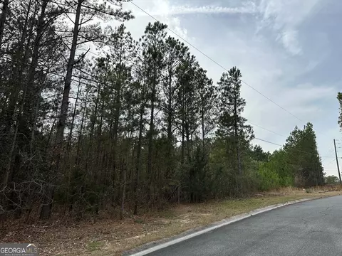 112 Peacock Dr, Warner Robins, GA 31088