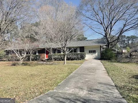 2179 Powers Ferry Dr SE, Marietta, GA 30067