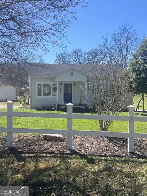388 Belle Dowdle Rd, Franklin, NC 28734