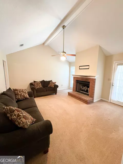 Living - 199 Lake Forest Dr, Lagrange, GA 30240 photo 2 of 2