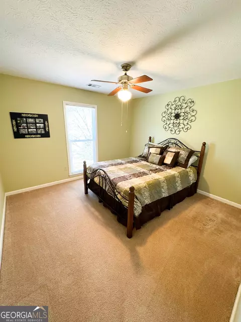 Bedroom - 199 Lake Forest Dr, Lagrange, GA 30240 photo 2 of 3