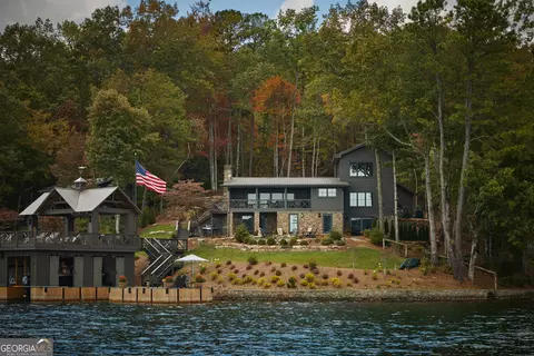 2569 Blalock Goldmine Rd, Clayton, GA 30525