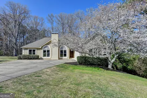 1450 Pinyon Pl, Lawrenceville, GA 30043