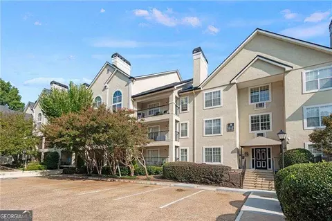 3655 Habersham Rd NE #215, Atlanta, GA 30305