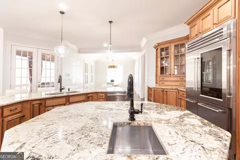 Kitchen - 120 Kettering Trce, Tyrone, GA 30290 photo 8 of 10
