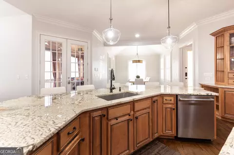 Kitchen - 120 Kettering Trce, Tyrone, GA 30290 photo 9 of 10
