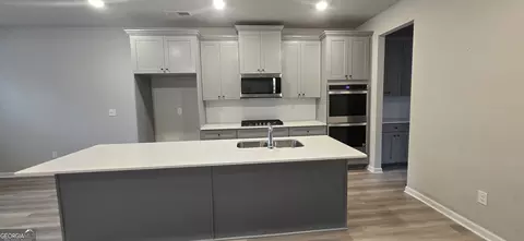 Kitchen - 336 Traditions Ln #147, Hampton, GA 30228 photo 4 of 4