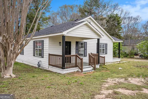 719 E Tinsley St, Griffin, GA 30223