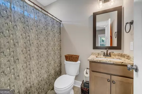 Bath - 421 Stonegate Trl, Perry, GA 31069 photo 6 of 6
