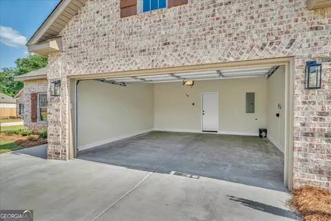 213 Willowbrook Ln, Kathleen, GA 31047 photo 4