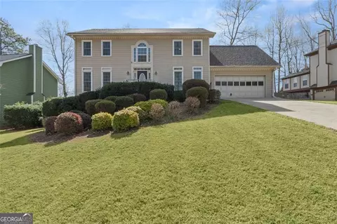 820 Hounds Ridge Ct, Lawrenceville, GA 30043
