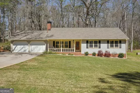 85 Julia Ann Dr, Carrollton, GA 30117