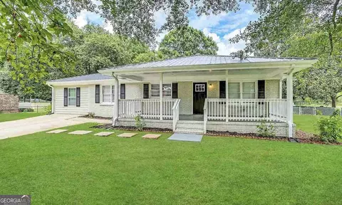 245 Carole Dr, Oxford, GA 30054