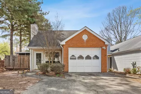 2749 Saint Charles Ln NW, Kennesaw, GA 30144