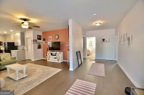 Entry Way - 602 Lincoln St, Lagrange, GA 30240 photo 2 of 3